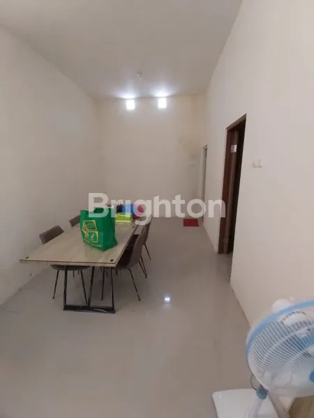 image RUMAH NGAGEL SIAP HUNI, DEKAT KE UBAYA  (5)