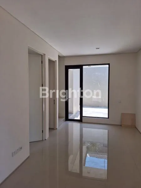 image NORTHWEST LAKE 2 LT (2)