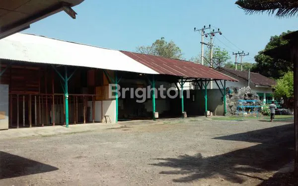 GUDANG LUAS DI GADINGREJO, PASURUAN