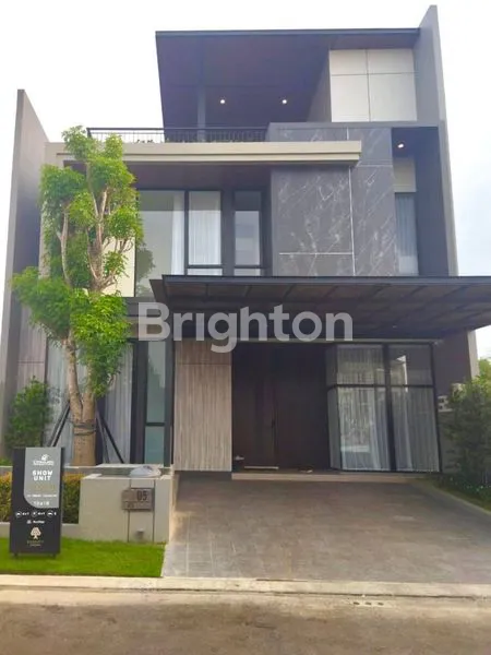 image RUMAH MEWAH ELEGANT ROOFTOP PATIO (1)