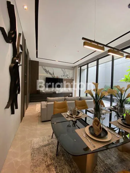 image RUMAH MEWAH ELEGANT ROOFTOP PATIO (3)