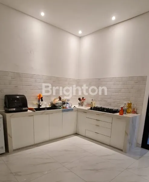 image RUMAH AMERICAN STYLE FULL FURNISH DI CITRALAND DEKAT GWALK DAN PAKUWON MALL (6)