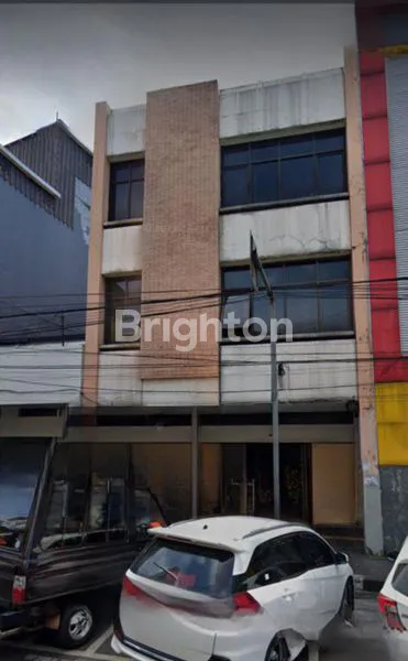 RUKO 3 LANTAI TENGAH KOTA DI OTISTA BANDUNG DEKAT ABC, PASAR BARU, KINGS DAN ALUN ALUN