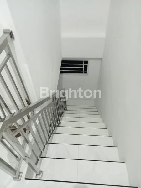 image TOWNHOUSE BARU TAKSAM (4)