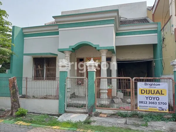 image DIJUAL RUMAH TENGAH KOTA SIDOARJO, SUDAH TERMASUK RENOV, TINGGAL TERIMA KUNCI. LT8X12M² LB.120M² (1)