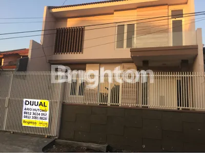 image RUMAH BARU 2LANTAI MEWAH SEMOLOWARU (2)