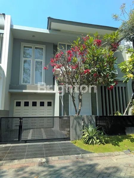 image RUMAH CANTIK 2 LANTAI SAN DIEGO LINGKUNGAN NYAMAN (1)