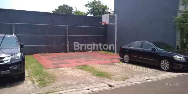 image RUMAH SIAP HUNI DENGAN 4 KAMAR TIDUR AMAN DALAM CLUSTER DI LINGKUNGAN YANG TEDUH (2)