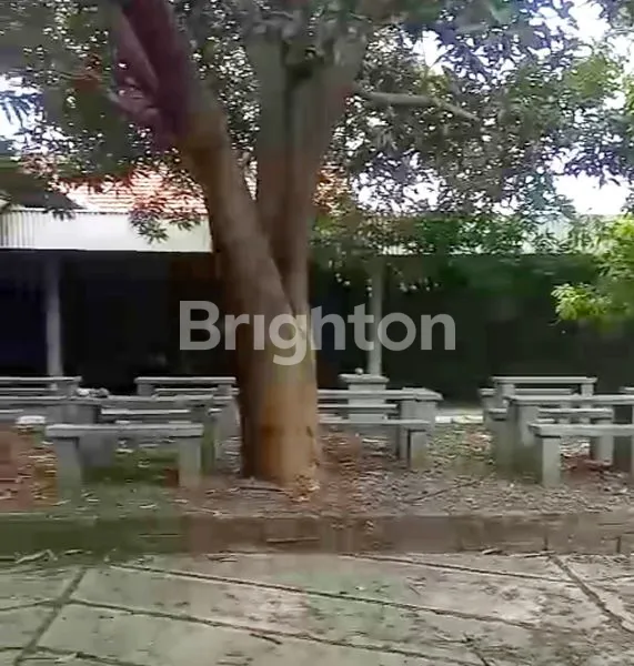 image AREA USAHA LEBAR 28 METER COCOK UNTUK CAFE, SHOWROOM KANTORAN DI TENGAH KOTA KEDIRI (2)