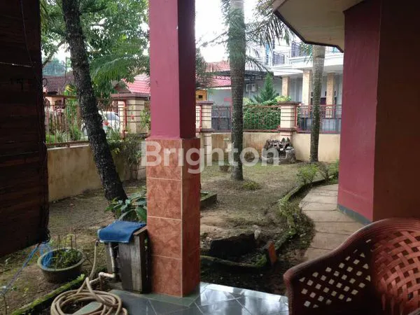 image RUMAH CANTIK 2 LANTAI HOOK DIJUAL DI PERUMAHAN BUMI SEMPAJA  (3)