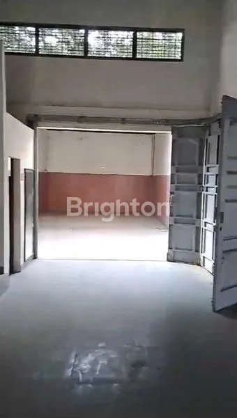 image RUKO 4 LANTAI TERLETAK DIPINGGIR JALAN EX KANTOR SHOW ROOM MOBIL (3)