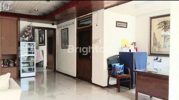 image RUMAH TENGAH KOTA MALANG SELANGKAH KE PASAR BESAR PECINAN (4)