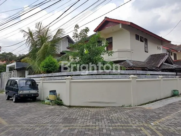 image RUMAH MINIMALIS DI KETINTANG, LOKASI STRATEGIS (2)