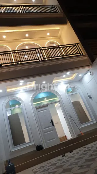 image RUMAH BARU 4 LANTAI ATTIC MERUYA UTARA KEMBANGAN JAKARTA BARAT  (4)