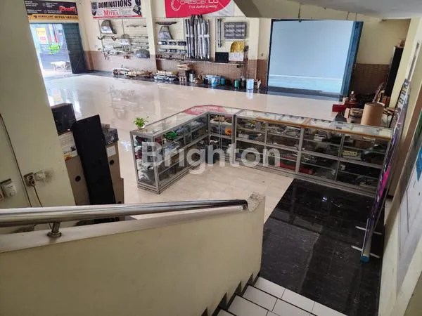 image BANGUNAN LEBAR 20 METER DI NGRONGGO KOTA KEDIRI (4)