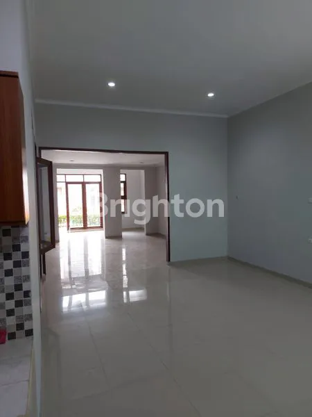 image RUMAH CANTIK TERAWAT 2 LANTAI DI CHERRY FIELD DEKAT DENGAN UNIVERSITAS TELKOM (7)