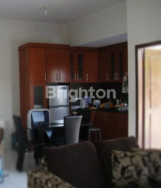 image VILLA DI TAMAN GIRI (2)