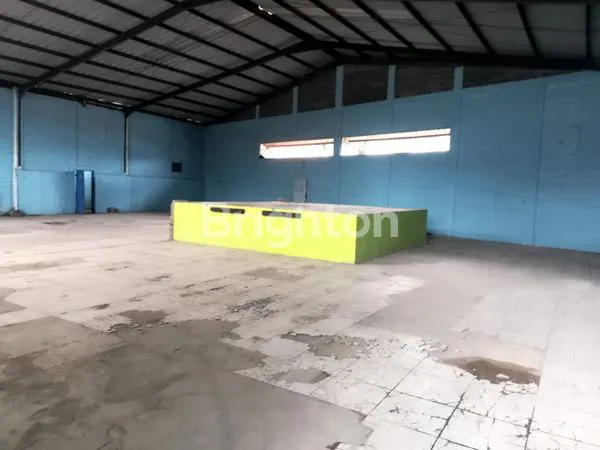 image GUDANG MAINROAD AMIR MAHMUD CIMAHI TENGAH (2)