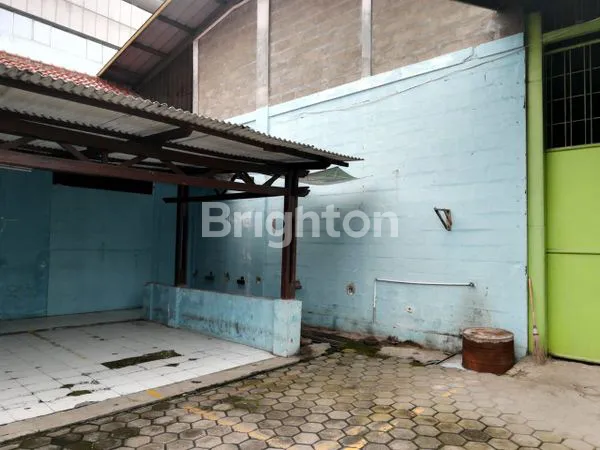 image GUDANG MAINROAD AMIR MAHMUD CIMAHI TENGAH (5)