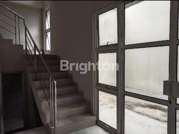 image RUKO SIAP USAHA JL. MAGELANG, JOGJA. SELANGKAH TUGU MALIOBORO (3)