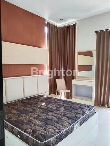 image RUMAH SELANGKAH KENJERAN MINIMALIS FULL FURNISH SIAP HUNI TERMURAH DEKAT PAKUWON CITY ITS UNAIR (6)