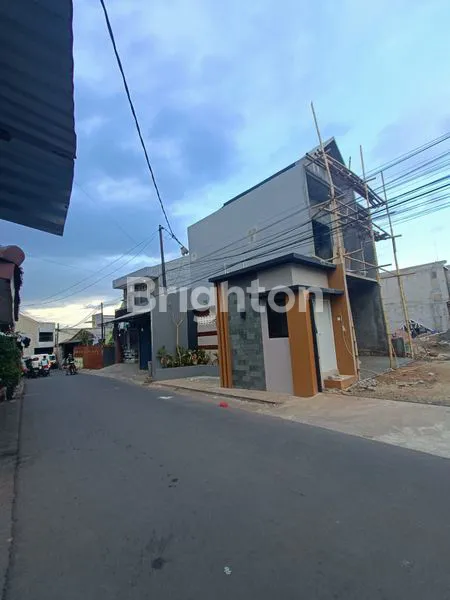 image RUMAH CANTIK ROYAL CIJAGO (5)