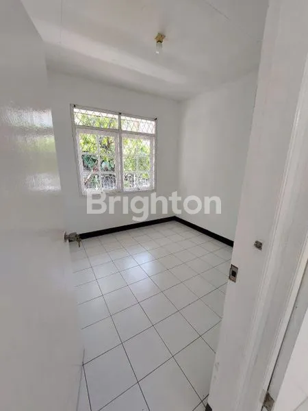 image SEWA RUMAH ARCAMANIK LOKASI STRATEGIS (5)