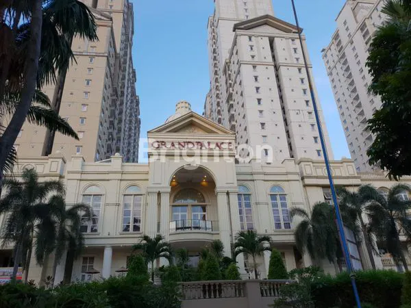image APARTEMEN RAPI FULL FURNISH GRAND PALACE KEMAYORAN JAKARTA PUSAT (7)