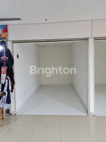 KIOS SIAP USAHA PASAR JAYA SENEN JAKARTA PUSAT