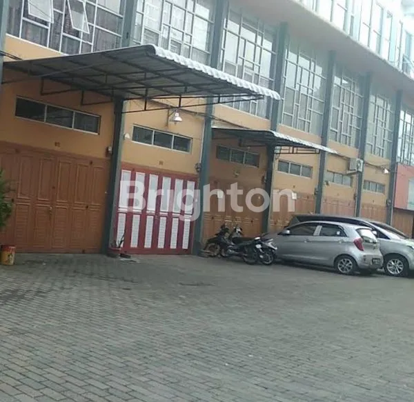 image RUKO SIAP HUNI DISINGKARAK BOULEVARD (4)