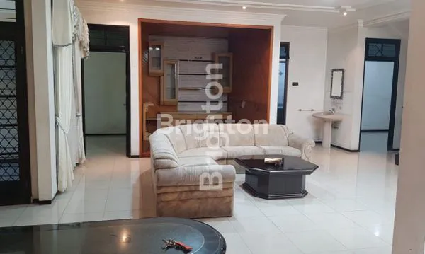 image MURAH,RUMAH SIAP HUNI SATELIT UTARA, DEKAT TOLL DAN TENGAH KOTA SURABAYA (6)