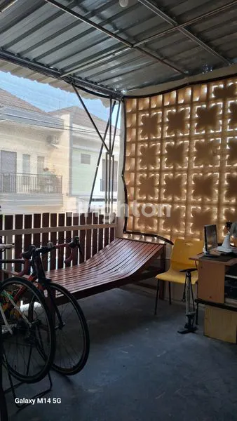 image RUMAH HOOK 2 LT DI WISMA MUKTI SURABAYA LOKASI STRATEGIS  (4)
