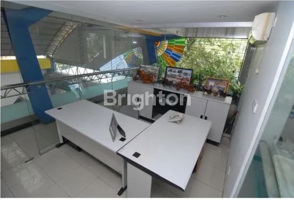 image GEDUNG SHOWROOM MEGAH DAN MODERN  3 LT DI PUSAT KOTA BANDUNG (5)