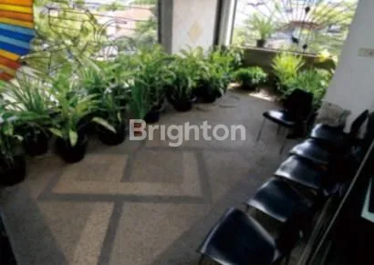 image GEDUNG SHOWROOM MEGAH DAN MODERN  3 LT DI PUSAT KOTA BANDUNG (8)