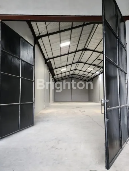 image 2 UNIT GUDANG BARU RENOVASI OSOWILANGUN PERMAI DEKAT TOL ROMOKALISARI, GRESIK (2)