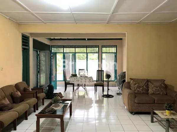 image TURUN HARGA\U203C\UFE0FRUMAH NYAMAN DENGAN HALAMAN LUAS 1 LANTAI KOMPLEK ARCO BOJONGSARI DEPOK (8)