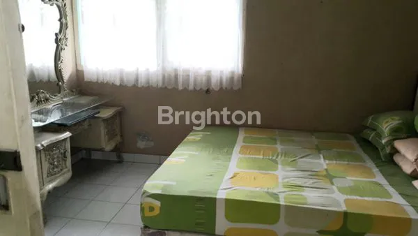 image TURUN HARGA\U203C\UFE0FRUMAH NYAMAN DENGAN HALAMAN LUAS 1 LANTAI KOMPLEK ARCO BOJONGSARI DEPOK (5)