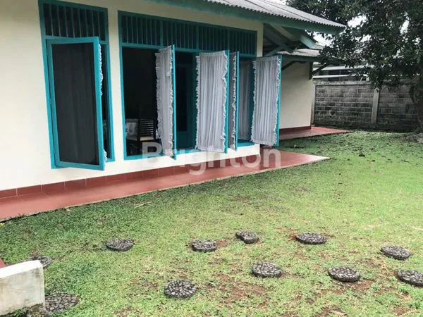 image TURUN HARGA\U203C\UFE0FRUMAH NYAMAN DENGAN HALAMAN LUAS 1 LANTAI KOMPLEK ARCO BOJONGSARI DEPOK (6)