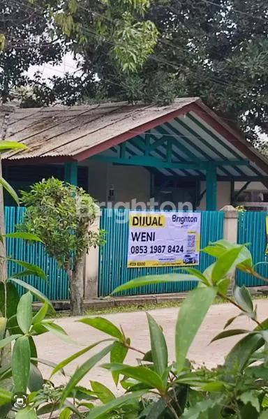 TURUN HARGA\U203C\UFE0FRUMAH NYAMAN DENGAN HALAMAN LUAS 1 LANTAI KOMPLEK ARCO BOJONGSARI DEPOK