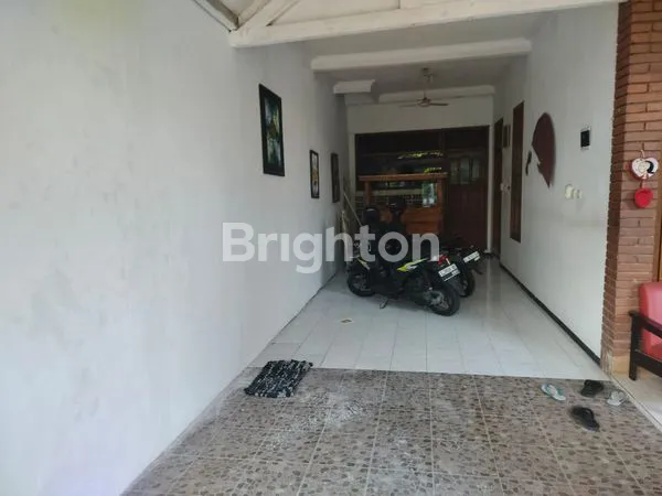 image RUMAH MEPET RAYA MERR SURABAYA (4)