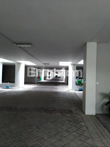 image RUMAH MUNGIL 3 LANTAI DI NOTREDAM, WISATA BUKIT MAS 2, SIAP HUNI (3)