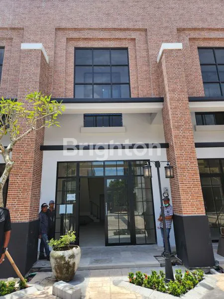 RUKO 2 LANTAI TIERRA SOHO DARMO HARAPAN