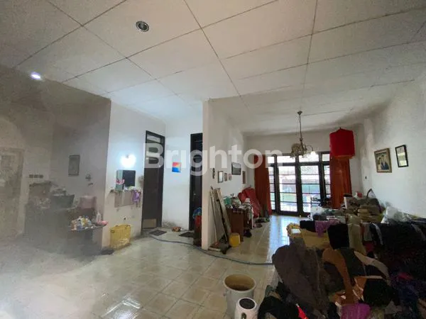 image RUMAH BESAR 2 LANTAI DI KELAPA GADING (2)