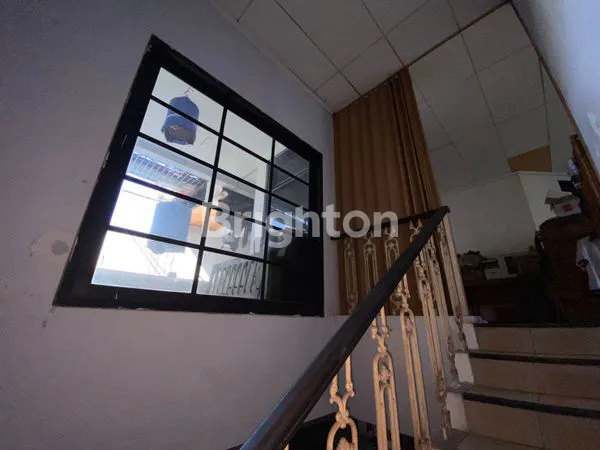 image RUMAH BESAR 2 LANTAI DI KELAPA GADING (6)