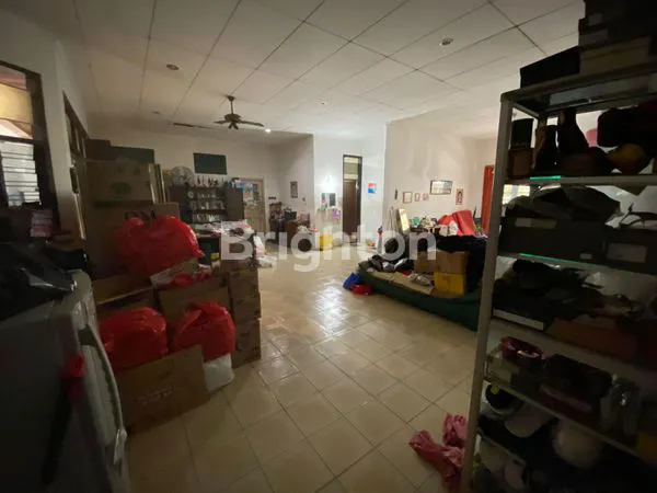 image RUMAH BESAR 2 LANTAI DI KELAPA GADING (7)