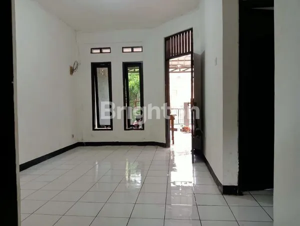 image RUMAH MINIMALIS SIAP HUNI DI LIMUS PRATAMA - 2KT, DEKAT TOL NAROGONG (4)