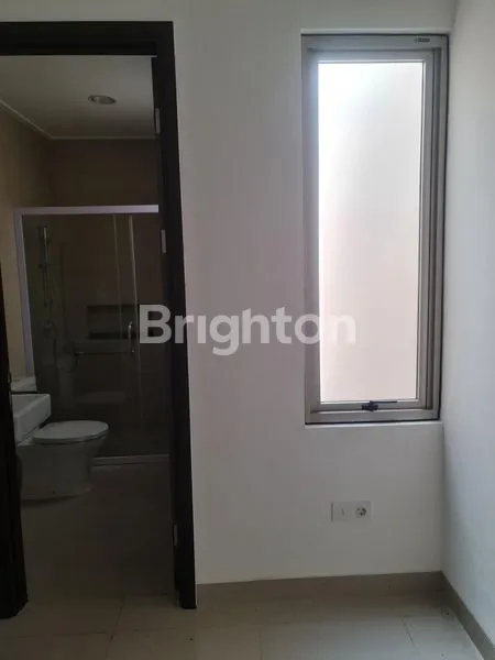 image JUAL CEPAT RUMAH DI PIK2...CLUSTER ARCADIA (4)