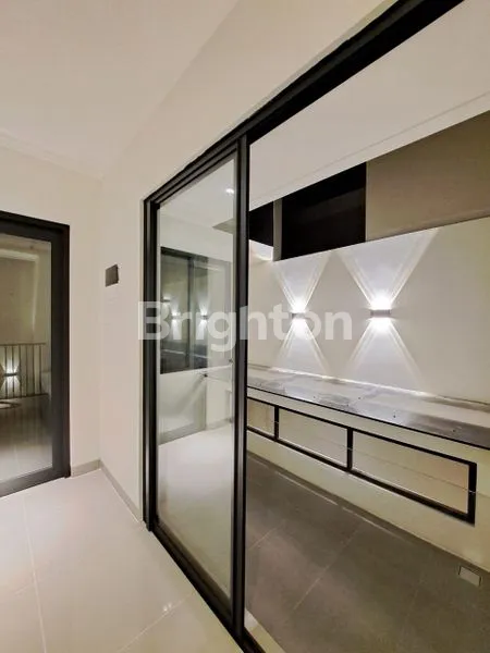 image RUMAH SECONDARY UNIT CLUSTER CARSON SUMMARECON GADING SERPONG (6)