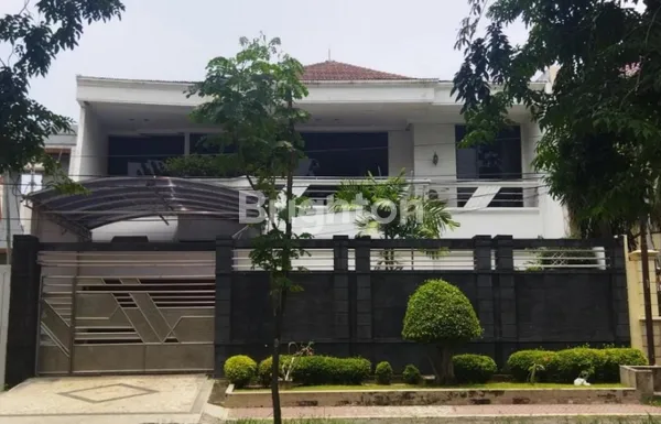 image MEWAH 2 LANTAI NOL JALAN BOULEVARD DHARMAHUSADA DEKAT GALAXY MALL, SURABAYA TIMUR (1)