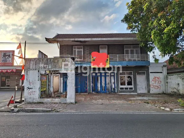 RUKO DI PINGGIR JALAN RAYA KOTA MAGELANG